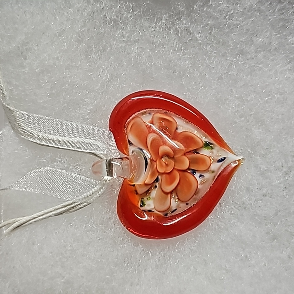Murano Red & White Heart Shape Glass  Pendent with Flower Design New
